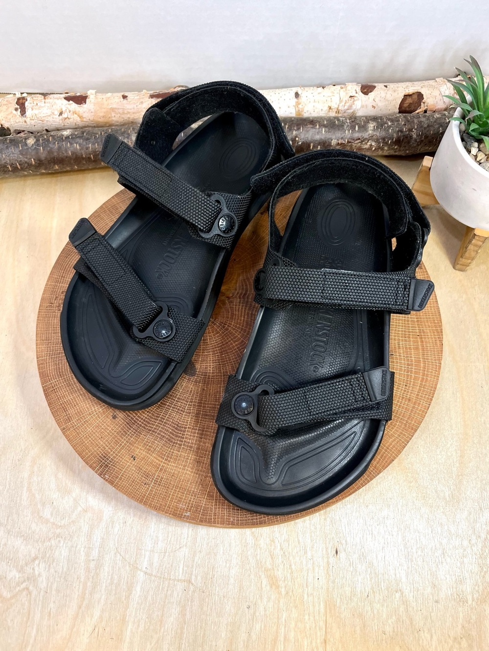 Birkenstock Kalahari Birko-Flor Sandals Women's Size 38 (US 7-7.5)